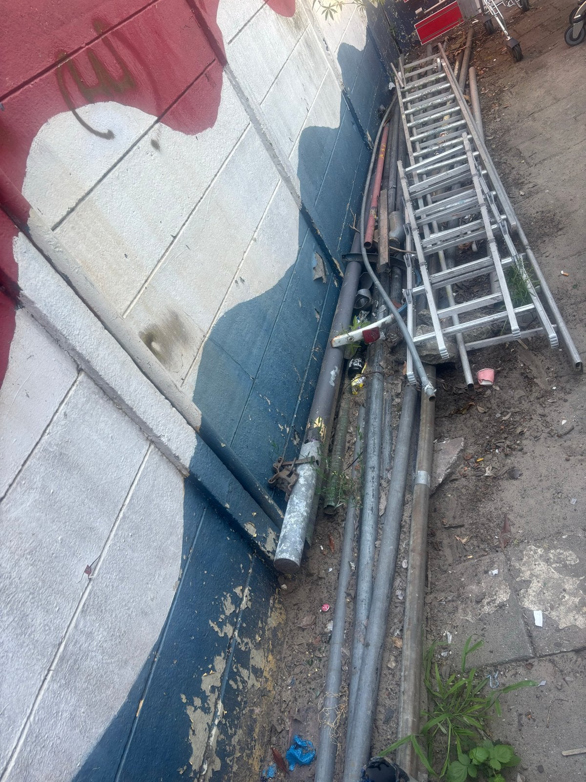 Oud ijzer en diverse ladders te koop, Ophalen, Gebruikt, Ladder, 2 tot 4 meter