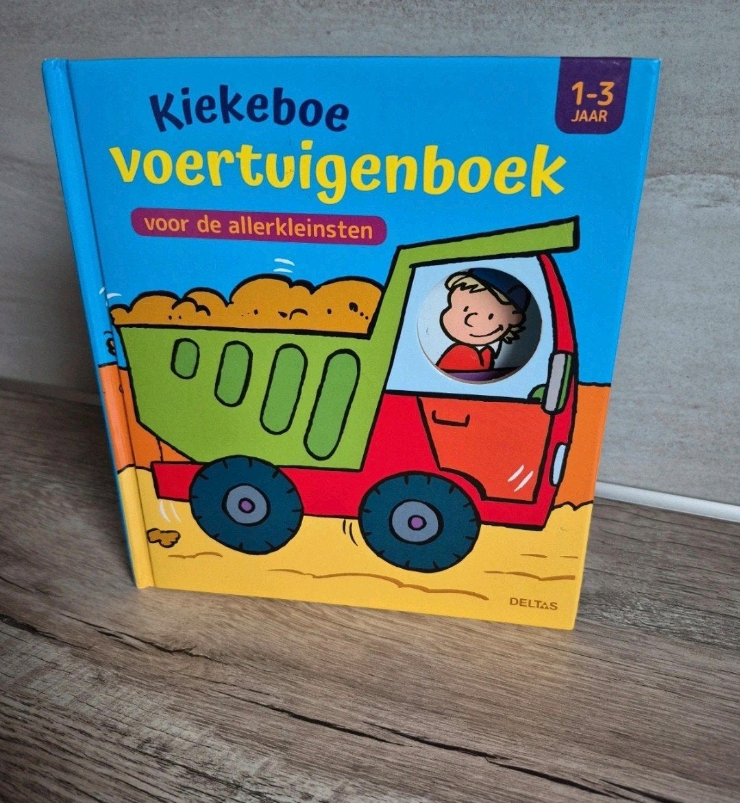 Kiekeboe Voertuigenboek voor de allerkleinsten, Ophalen of Verzenden, Zo goed als nieuw, Uitklap-, Voel- of Ontdekboek, 1 tot 2 jaar