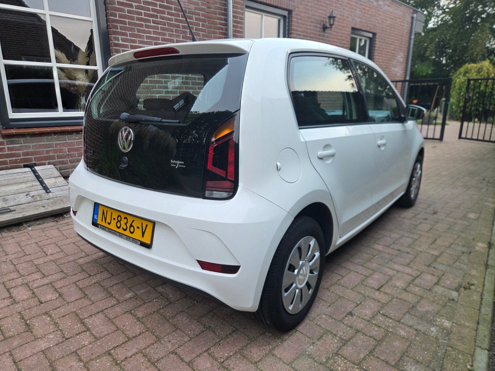 Volkswagen up! 1.0 | AIRCO | 4-DRS 2017 | onderhoudshistorie, Auto's, Voorwielaandrijving, Stof, Bluetooth, 4 stoelen
