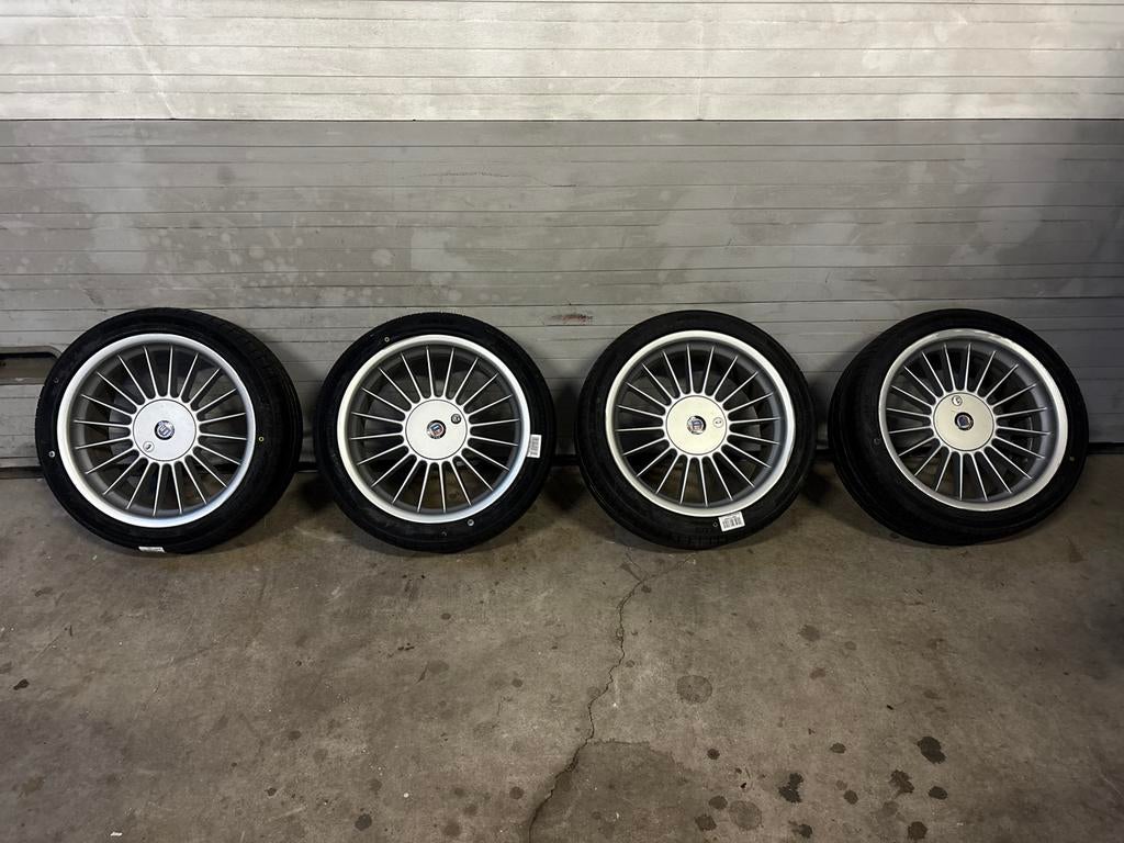 Alpina Classic Softline 18 inch  E39 5x120 Nieuwe banden, Ophalen, Gebruikt