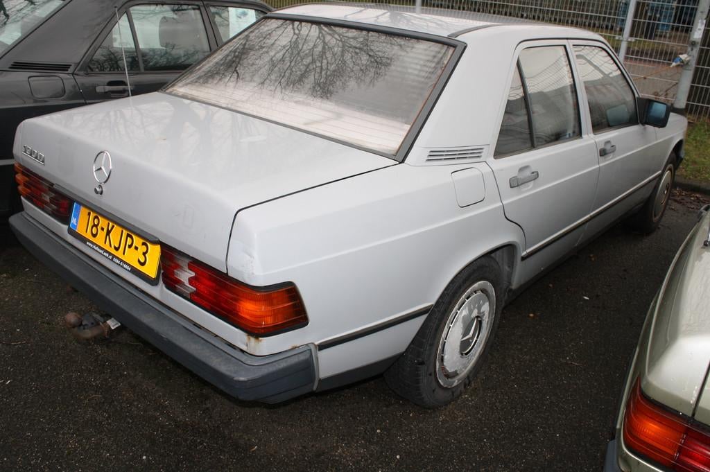 Mercedes-Benz 190D (bj 1986), Auto's, Mercedes-Benz, Achterwielaandrijving, Gebruikt, 4 cilinders, Trekhaak