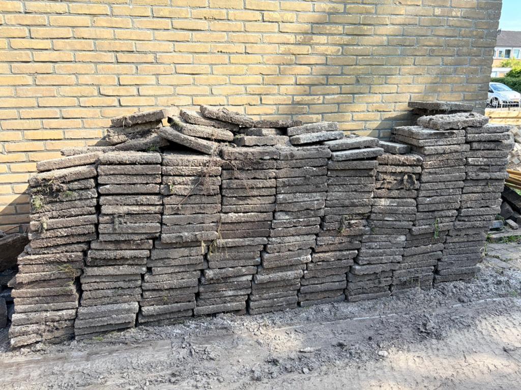 Ongv 50m2 stoeptegels en 7m2 grindtegels, Tuin en Terras, Ophalen, Gebruikt, Beton, Terrastegels