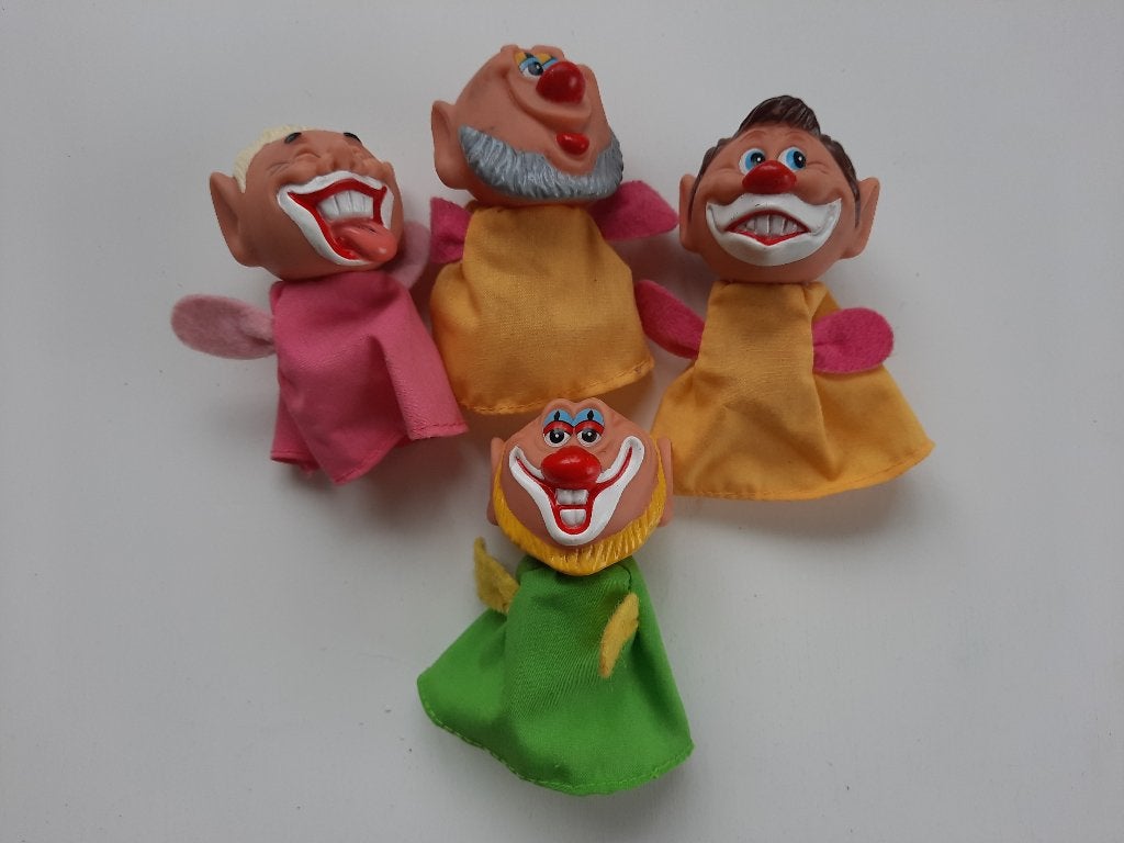 Vingerpoppen poppenkast poppen clowns pipos, Ophalen of Verzenden, Zo goed als nieuw, Overige typen