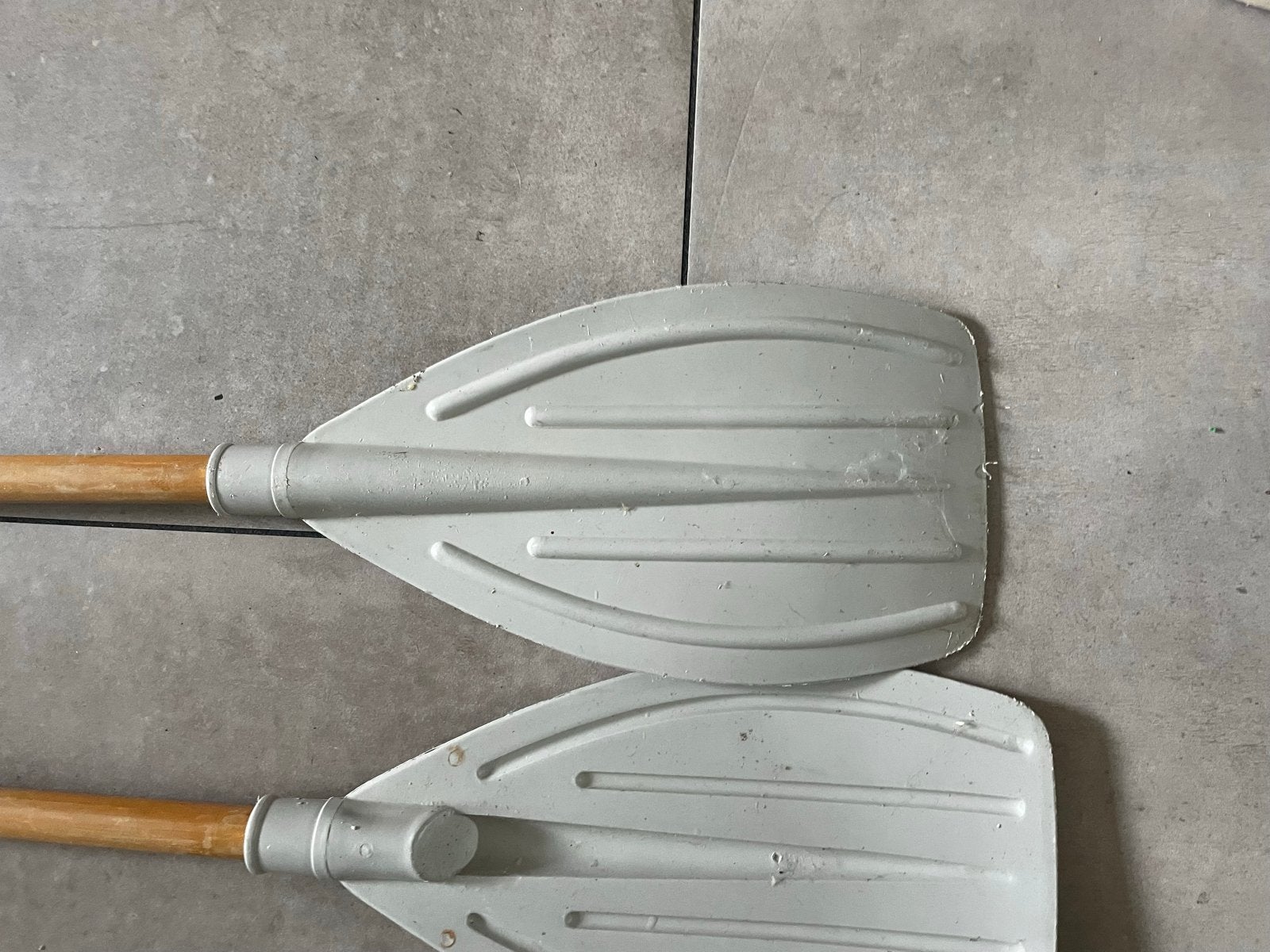 Set van 2 roeiriemen met houten steel, Watersport en Boten, Ophalen, Gebruikt, Enkelbladige peddel