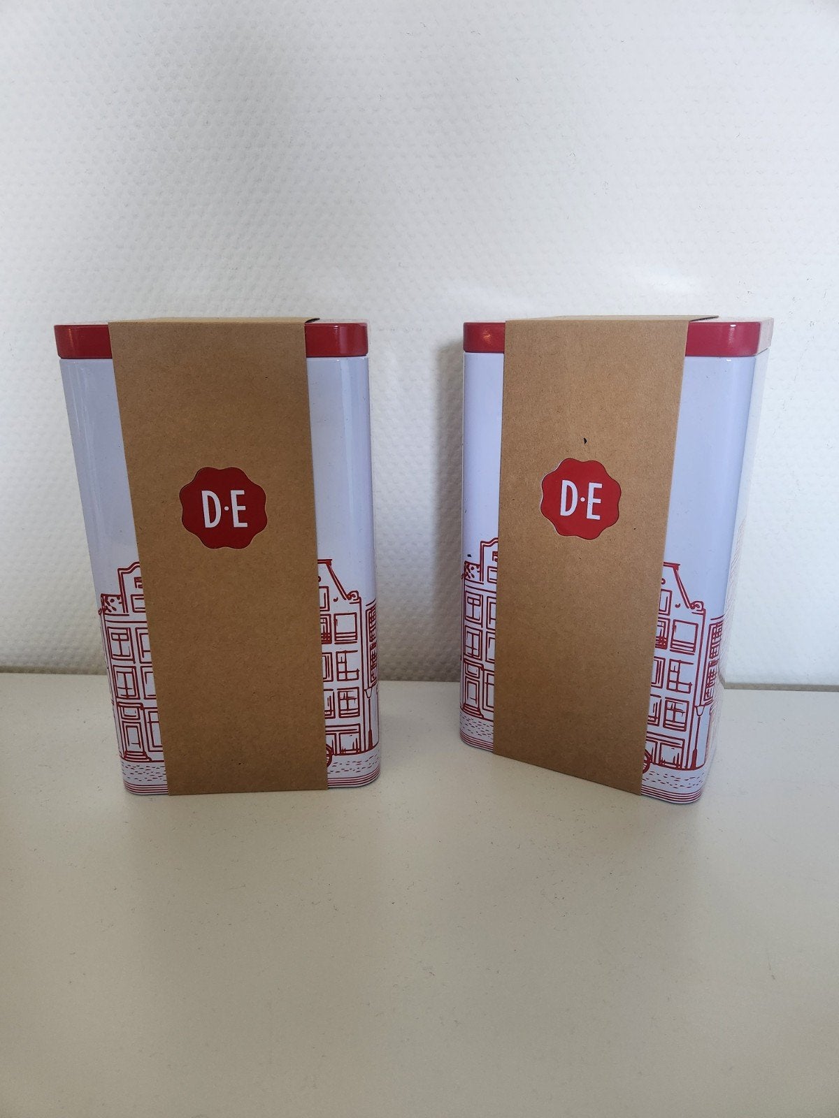 Douwe Egberts - rood/wit voorraadblik, Verzamelen, Ophalen of Verzenden, Nieuw, Koffie, Douwe Egberts