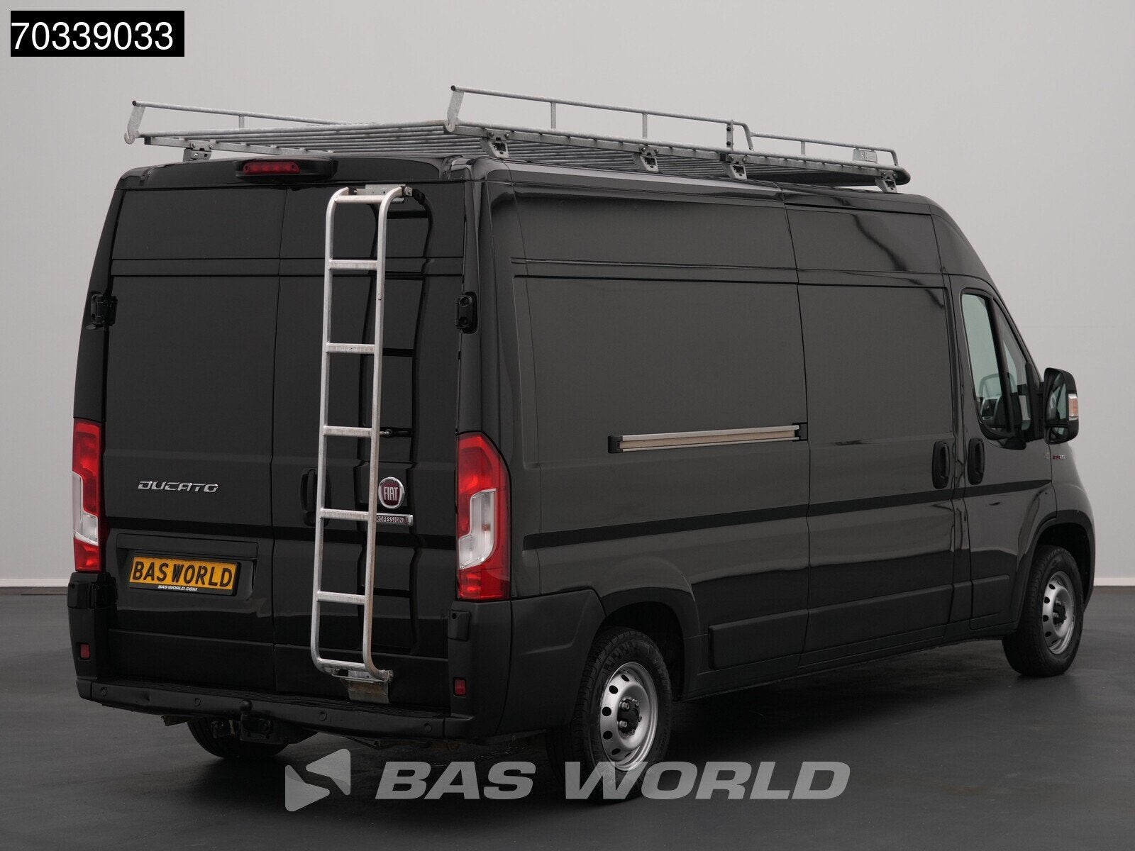 Fiat Ducato 120PK L3H2 Trekhaak Airco Cruise Camera Parkeers, Auto's, Stof, Gebruikt, Euro 6, 2500 kg
