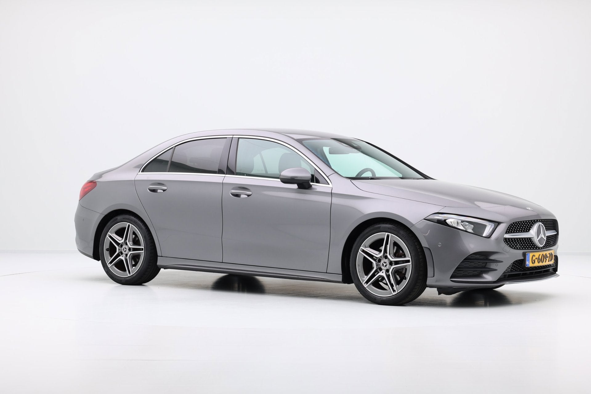 Foto 5 van Mercedes-Benz A-klasse 180 Business Solution AMG Aut. Widesc