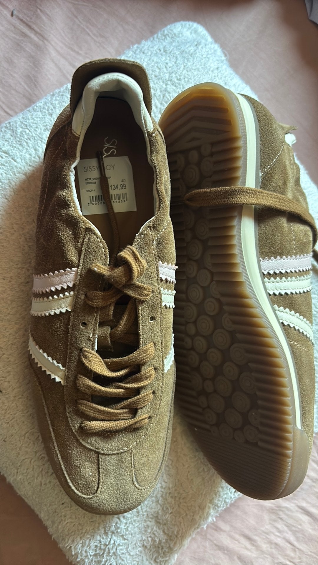 Sneakers, Bruin, Nieuw, Ophalen of Verzenden, Sneakers of Gympen