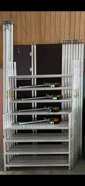 Nieuwe CUSTERS steiger 8m WH €2499 ex BTW 6 platformen!!!, Ophalen, Nieuw, Rolsteiger of Kamersteiger, 5 meter of hoger