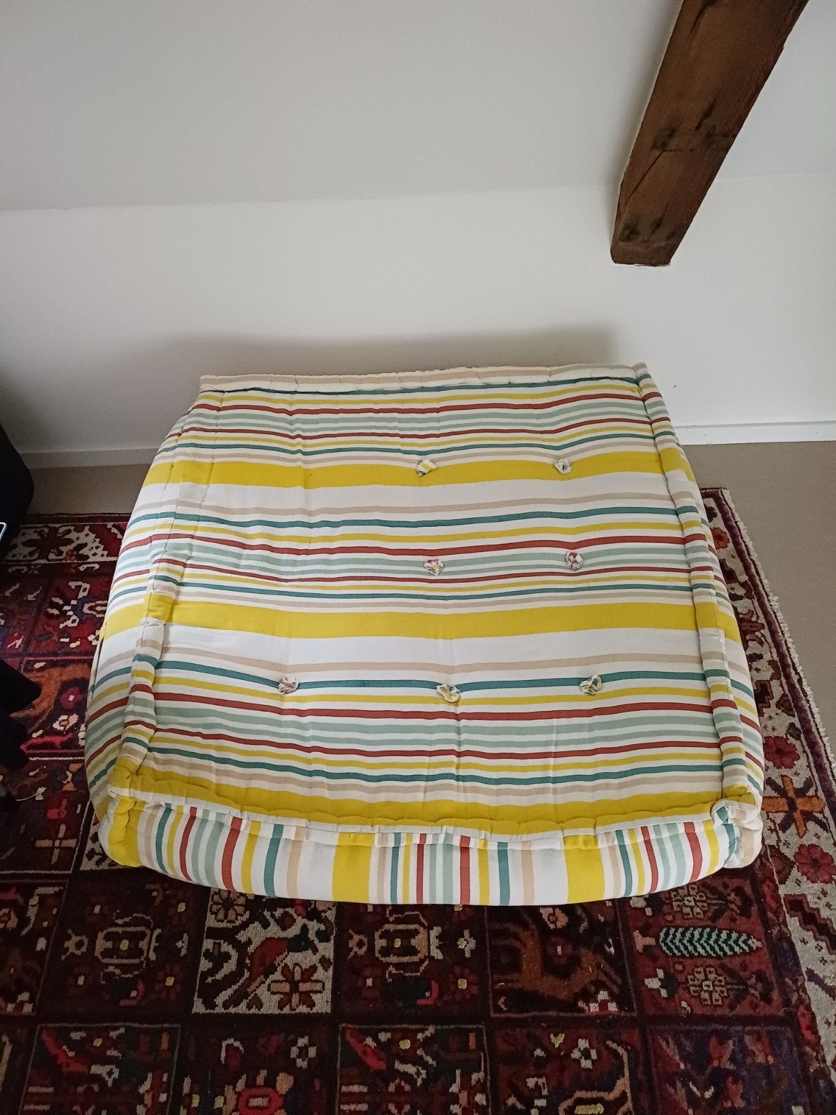 Gestreepte Vloerkussen/Poef - Geel/Multi-color, Huis en Inrichting, Ophalen, Gebruikt, Vierkant, 75 tot 100 cm