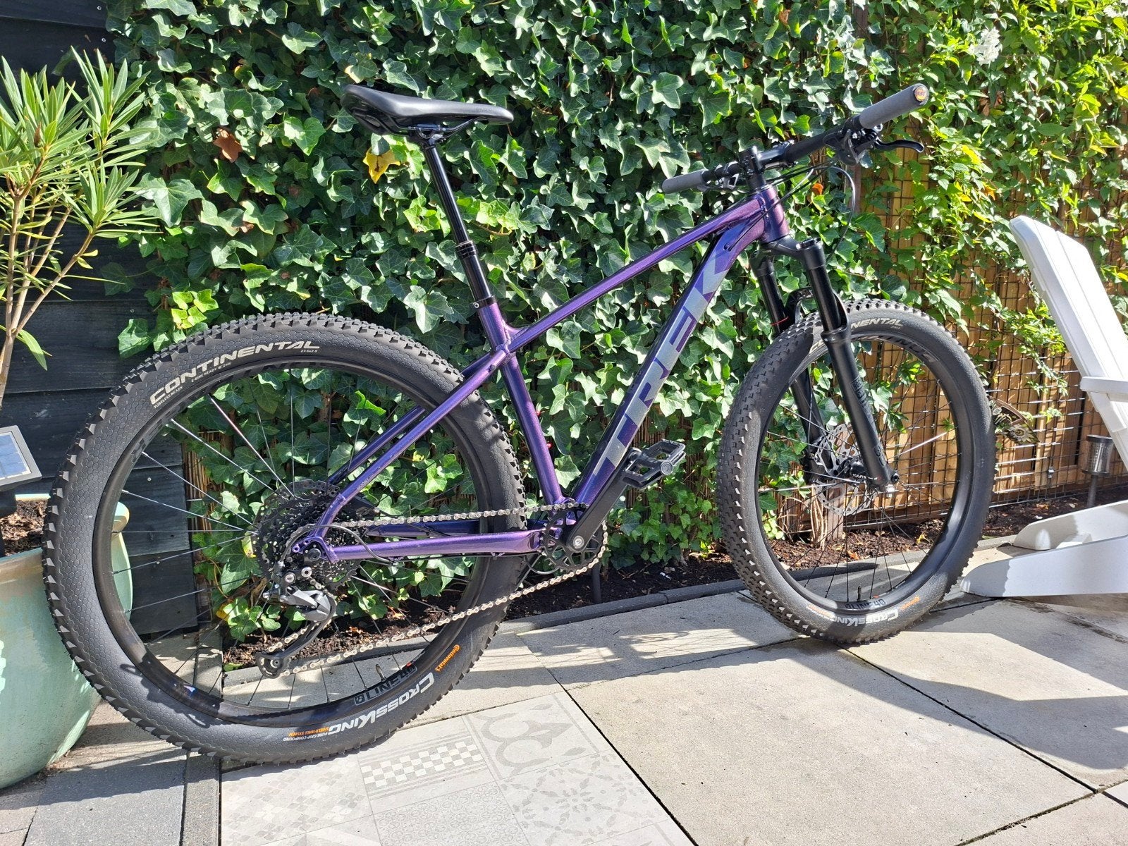 Foto 5 van Trek Roscoe 8 27,5" MTB – maat M – RockShox 35 – tubeless