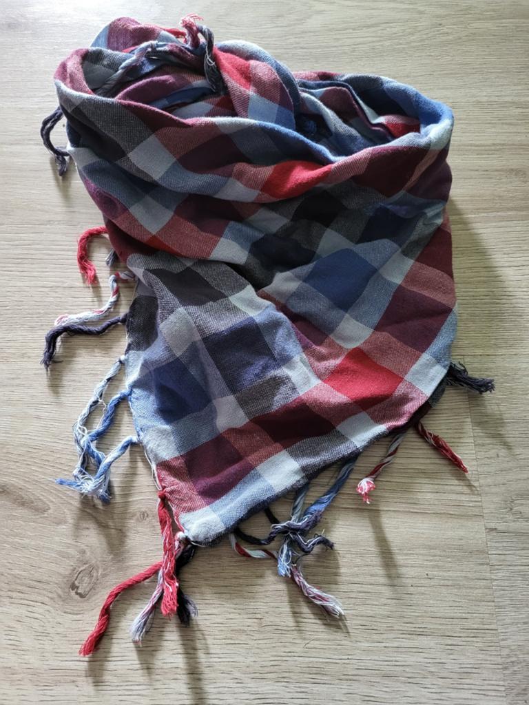 Geruite Sjaal Rood Blauw Wit - Comfortabel en Stijlvol, 134 t/m 140, Ophalen of Verzenden, Zo goed als nieuw, Dopodopo
