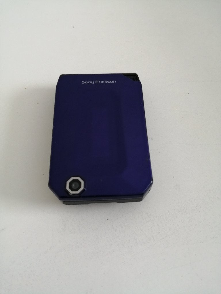 WEG=WEG!!! ZEER ZELDZAME SONY ERICSSON JALOU PAARS LADYPHONE, Ophalen of Verzenden, Gebruikt, Minder dan 3 megapixel, Inklapmodel