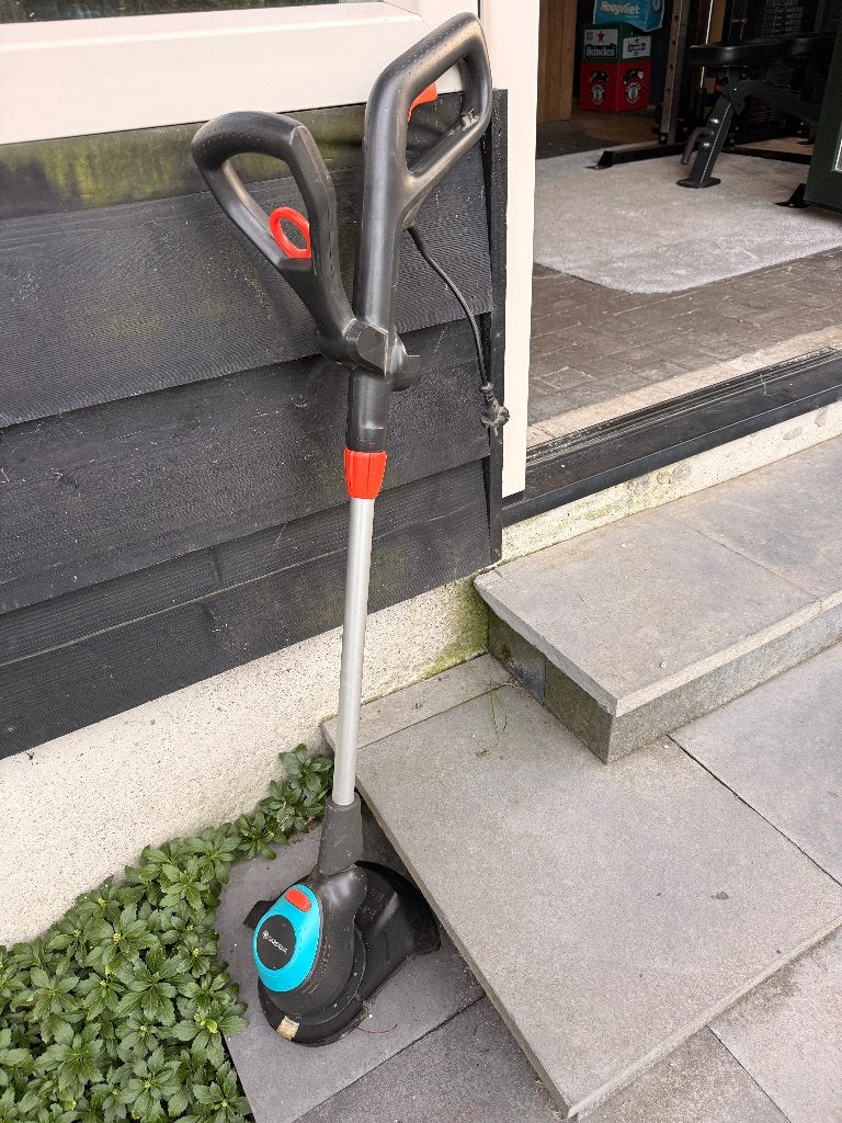Gardena EasyCut 450/25 Elektrische Grastrimmer 450W, Ophalen of Verzenden, Zo goed als nieuw, 10 tot 30 cm, Elektrisch
