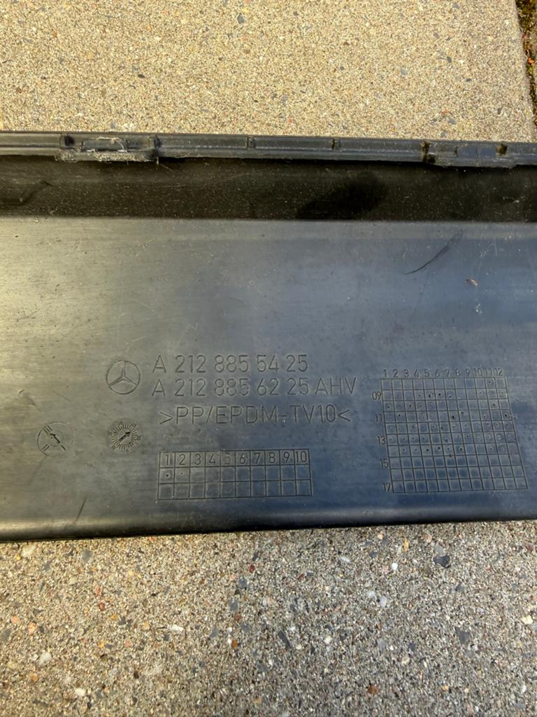 Mercedes-Benz Bumperstrip Achter A2128855425 Gebruikt, Ophalen, Zo goed als nieuw