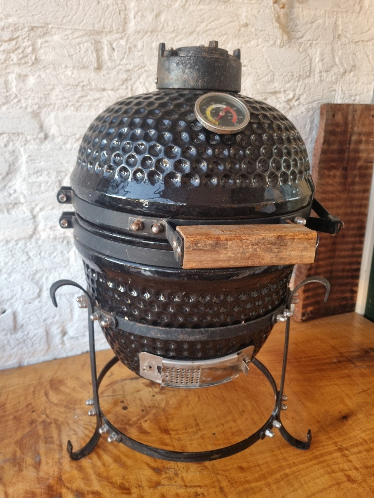Kleine keramische barbecue, Ophalen