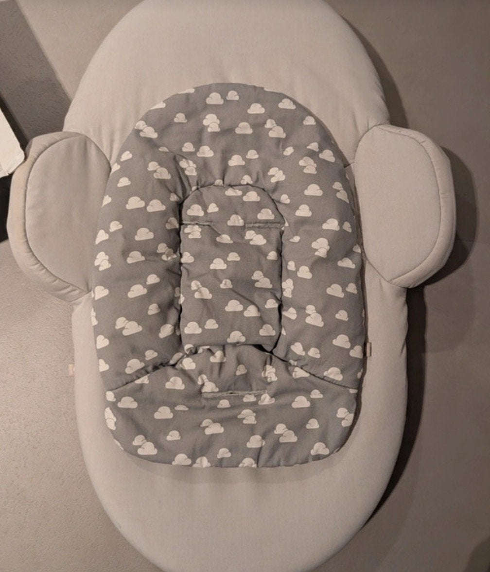 Stokke Steps Baby Bouncer Grey Clouds, Kinderen en Baby's, Wipstoeltjes, Wipstoel, Ophalen, Overige merken, Met gordel(s) of riempje(s)