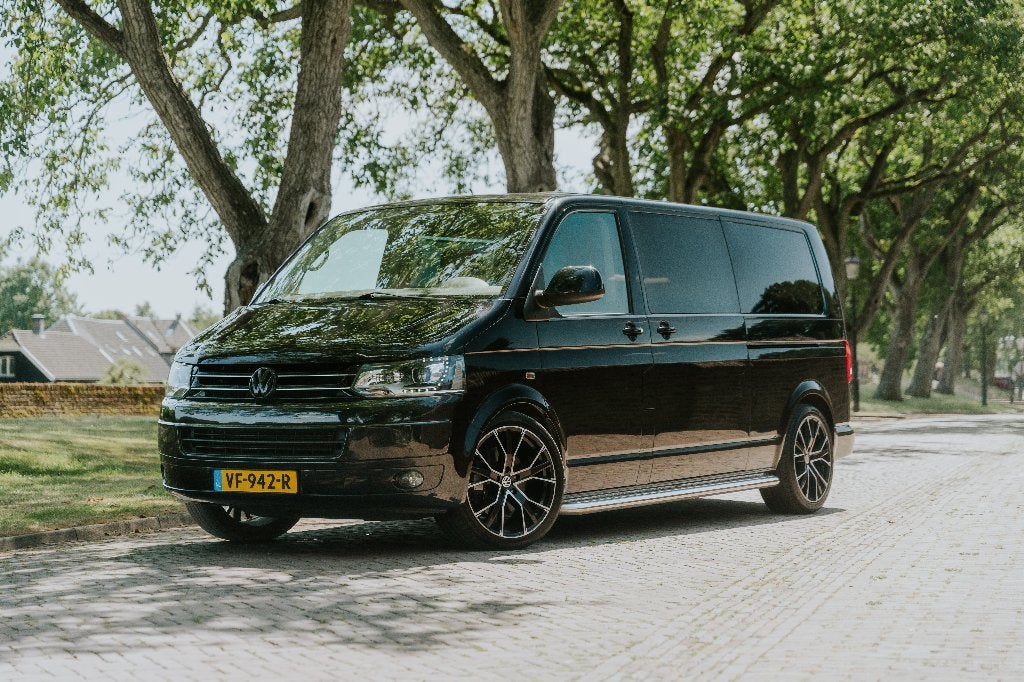 VW Caravelle Highline 180pk DSG 4Motion L2H1 | BTW (incl), Automaat, Stof, Zwart, 11 km/l