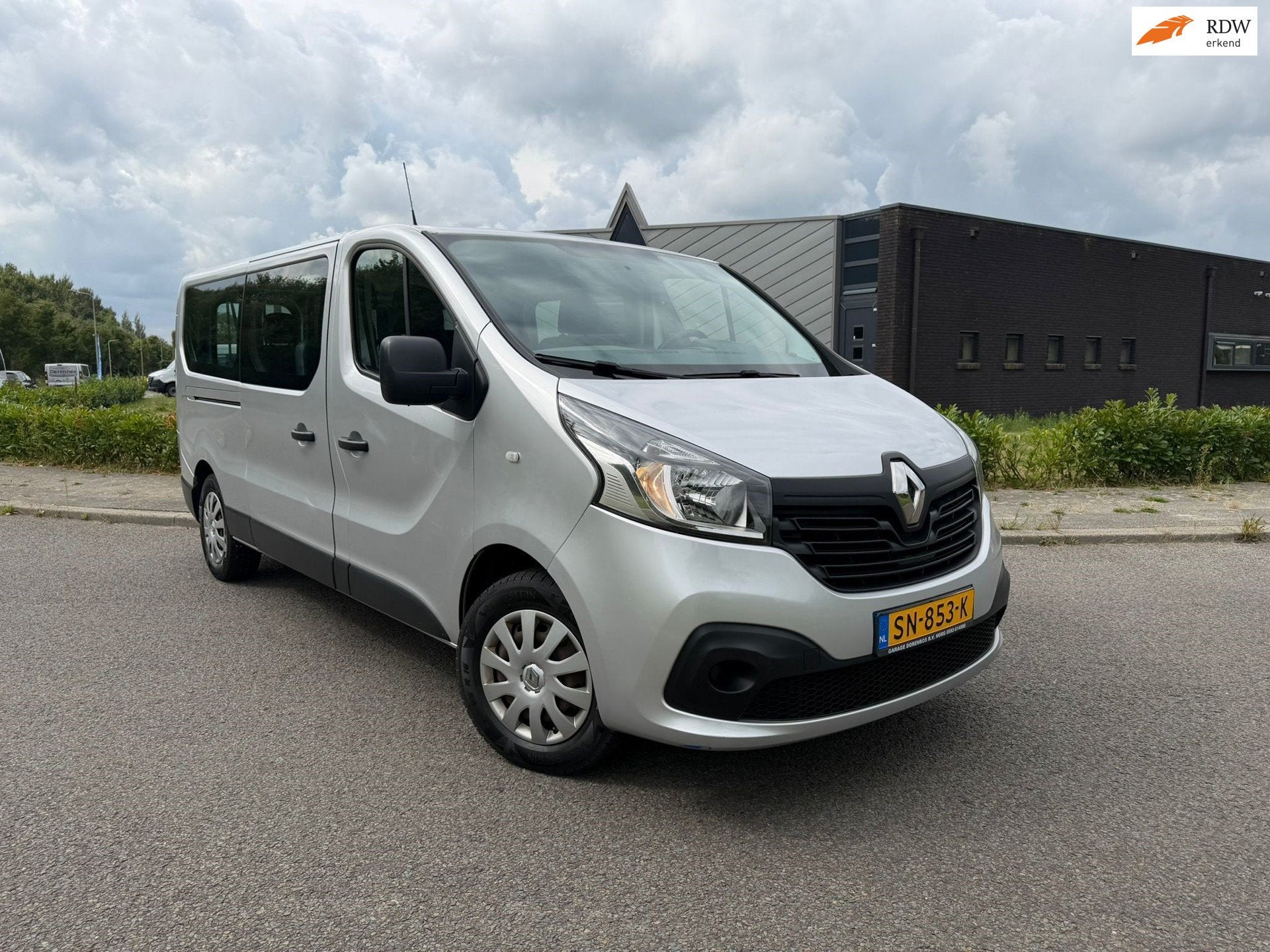 Renault Trafic Passenger 1.6 dCi Grand Authentique Energy |, Auto's, Voorwielaandrijving, Stof, Gebruikt, 2000 kg