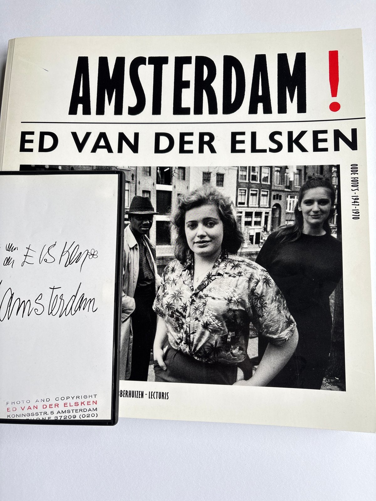 Amsterdam! Oude foto's 1947-1970 - Ed van der Elsken en DVD, Ophalen of Verzenden, Gelezen, Fotografie algemeen