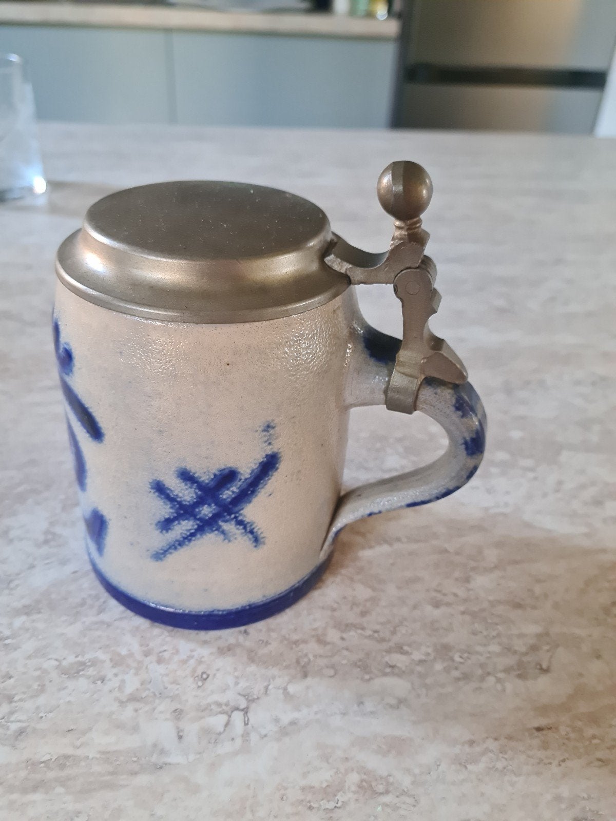 Keulse bier pul met klepdeksel - Leuk voor Oktoberfest, Antiek en Kunst, Ophalen of Verzenden