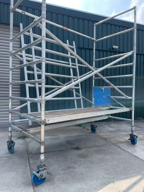 Skyworks Rolsteiger., Doe-het-zelf en Verbouw, Steigers, Ophalen, Gebruikt, Rolsteiger of Kamersteiger, 5 meter of hoger