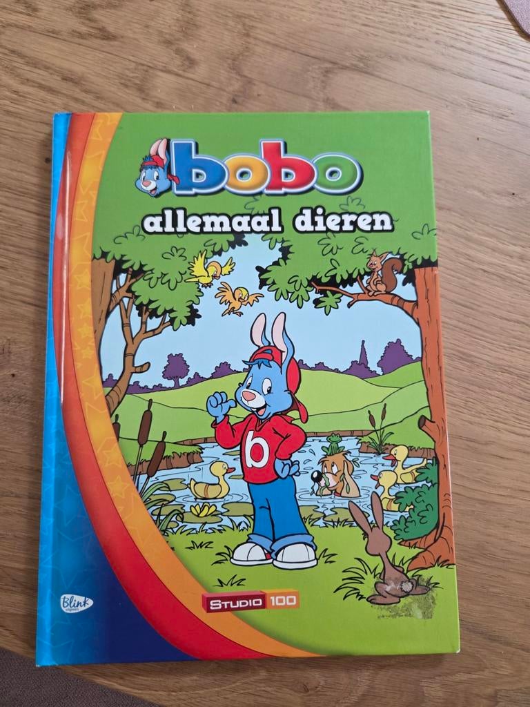 Bobo allemaal diereb - leesboek met picto's - studio 100
In, Boeken, Gelezen, 5 of 6 jaar, Fictie algemeen, Jongen of Meisje