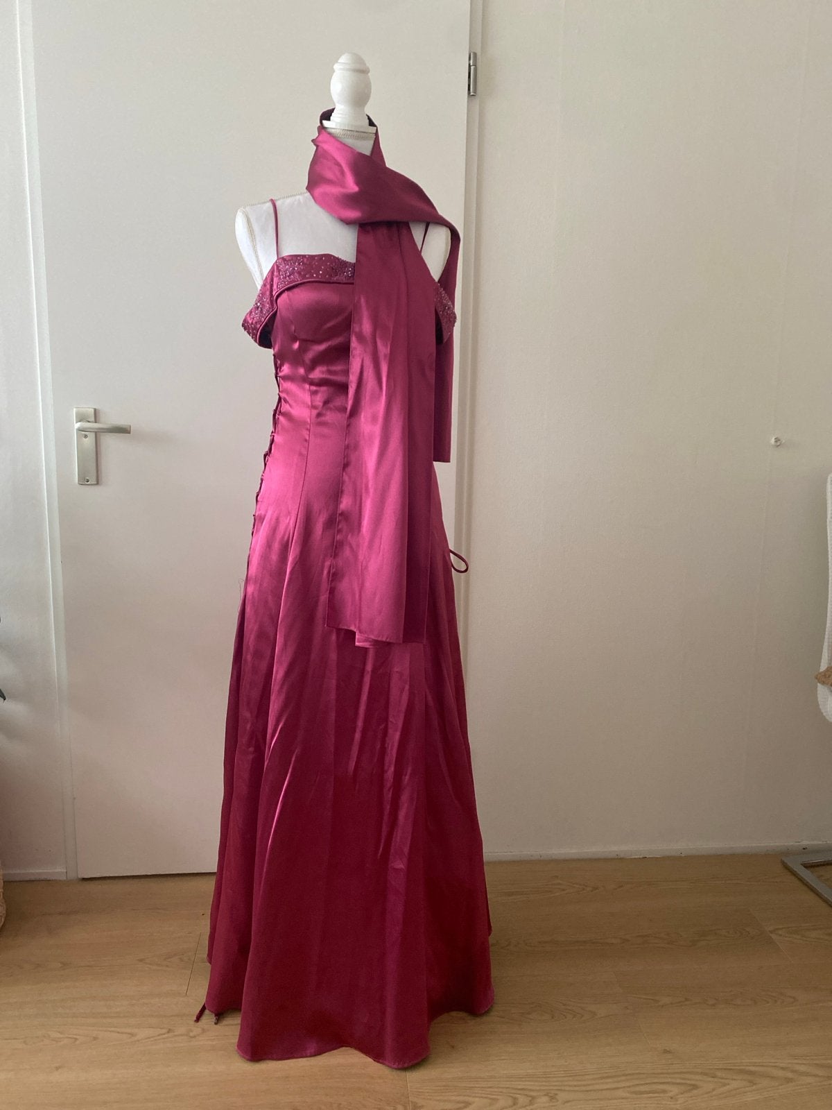 Lissa Paris Fuchsia Jurk - Zo goed als nieuw, Kleding | Dames, Jurken, Zo goed als nieuw, Maat 38/40 (M), Roze, Knielengte, Ophalen of Verzenden