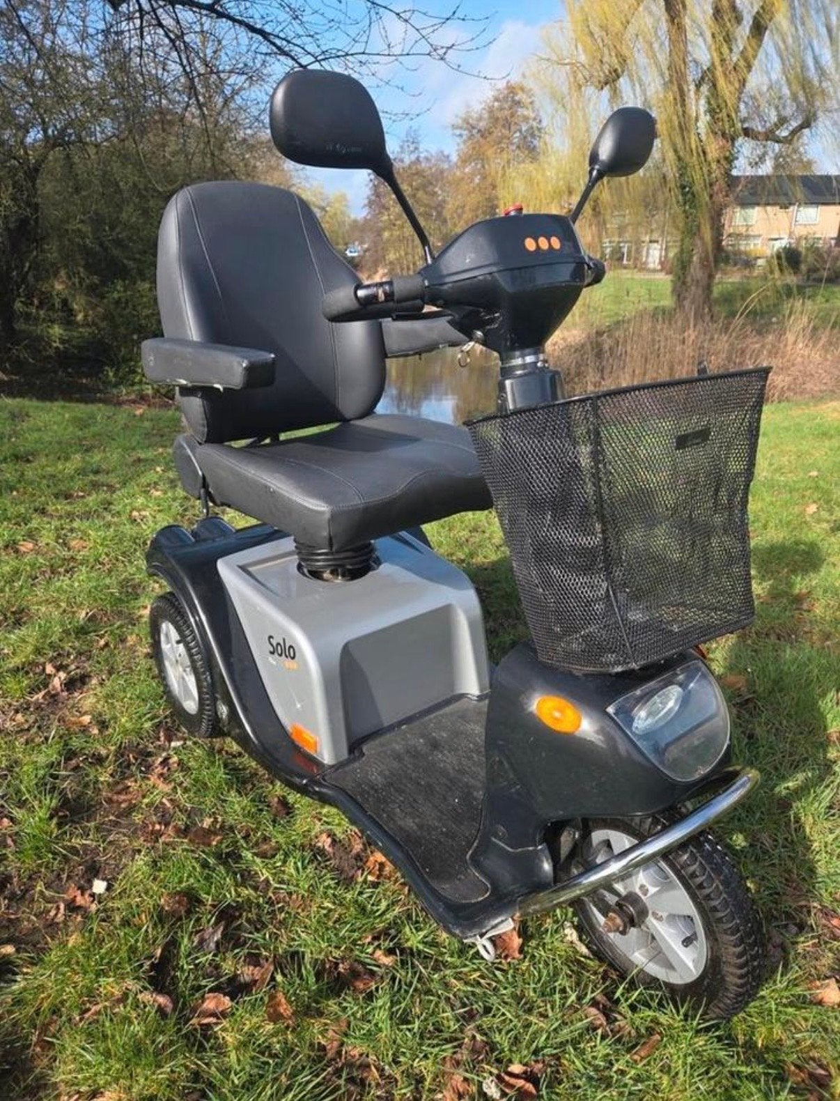 Te koop scootmobiel merk solo, Ophalen, Gebruikt, 26 t/m 35 km, 16 km/u of meer