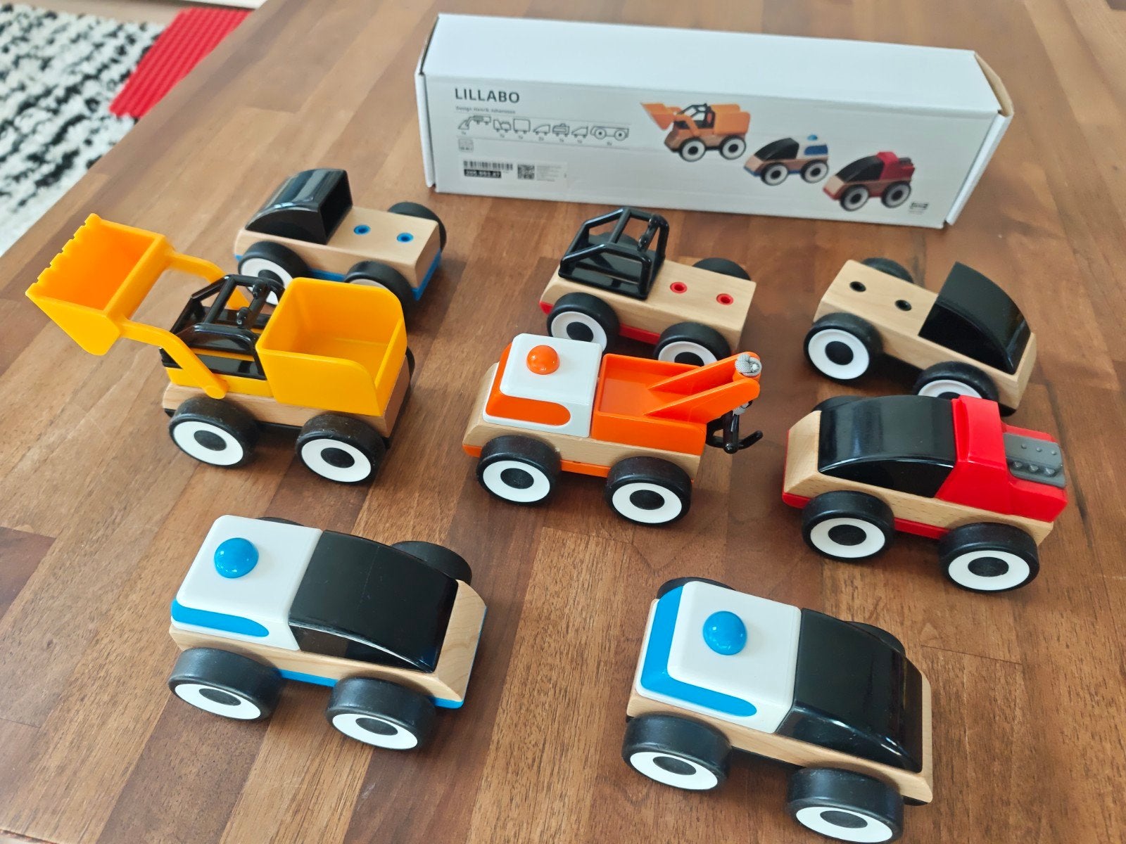 8x IKEA Lillabo Houten Auto's - 3 Nieuw, 5 Gebruikt, Ophalen of Verzenden, Gebruikt, Duw- of Trekspeelgoed