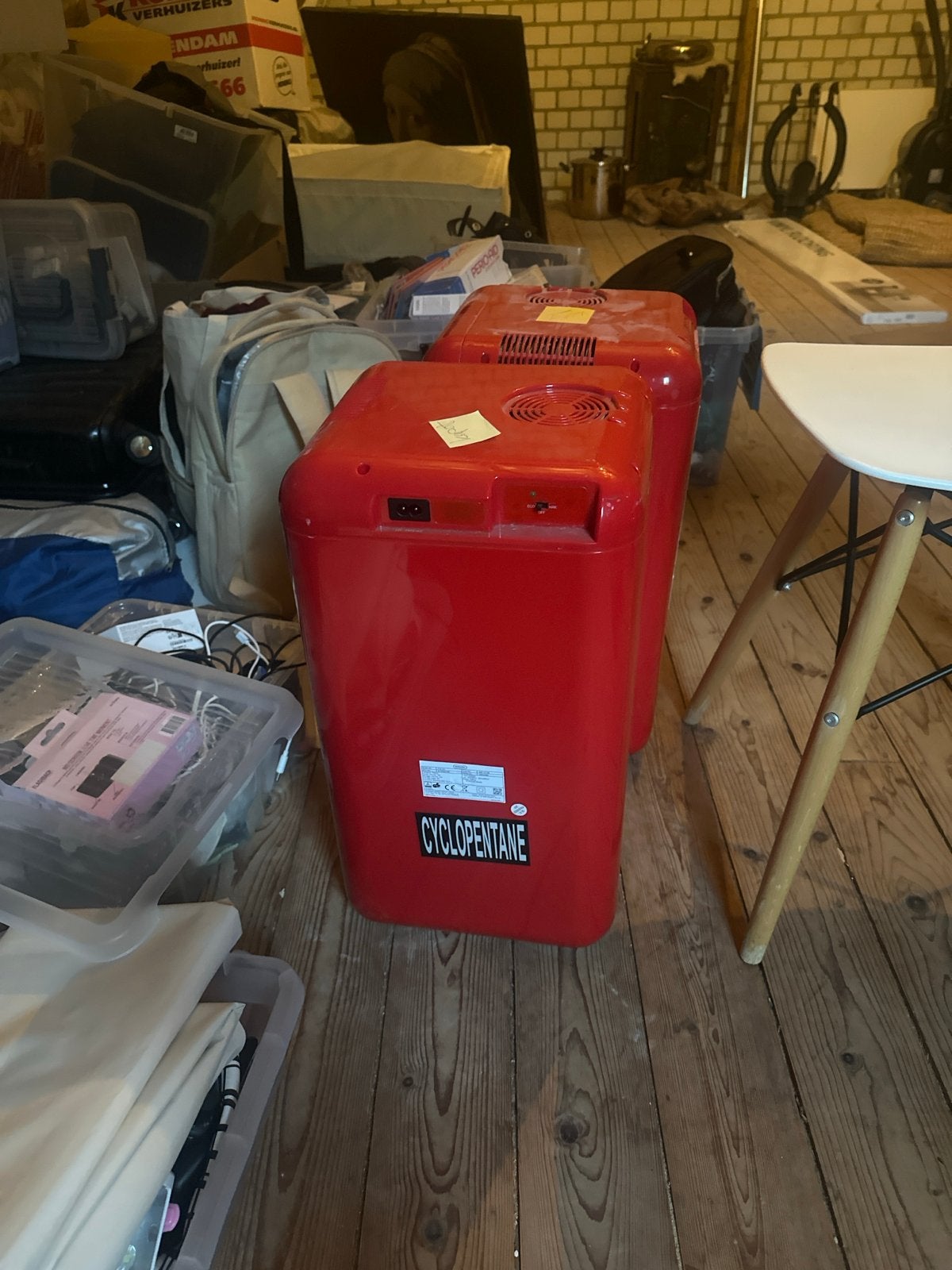 2 mini koelkastjes voor onderdelen (defect), Witgoed en Apparatuur, Koelkasten en IJskasten, Ophalen, Zonder vriesvak, Minder dan 75 liter