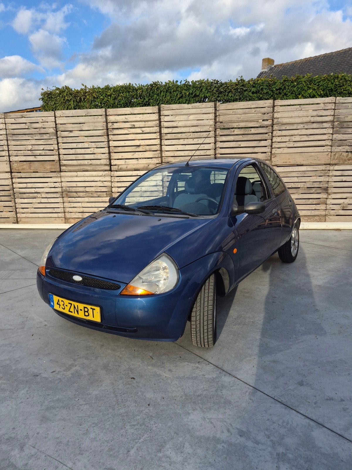 Ford Ka 1.3 I 44KW 2008 Blauw, Auto's, Voorwielaandrijving, 1299 cc, 31 €/maand, 4 cilinders
