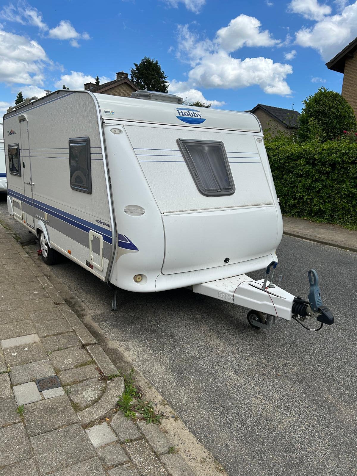 Hobby 495 ufe excelent easy, Caravans en Kamperen, Caravans, Ringverwarming, Omvormbare zithoek, Rondzit, Hobby