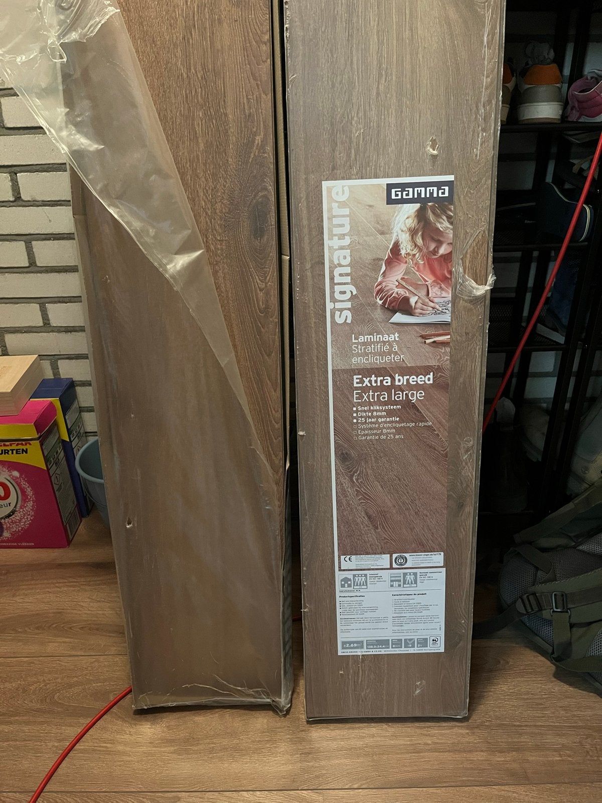 Nieuw laminaat (11 planken, ca. 3m²), Ophalen, 50 tot 150 cm, Nieuw, Minder dan 5 m²