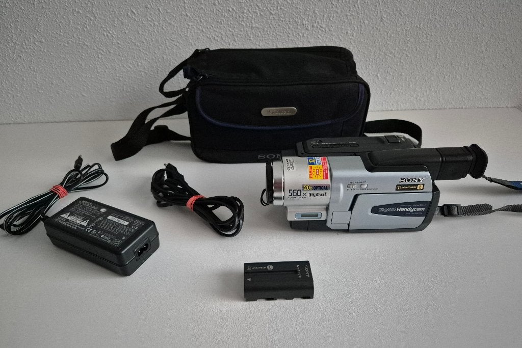 Sony DCR-TRV130E Digital 8 Digital Handycam Video Camera, Gebruikt, 20x of meer, Overige soorten, Ophalen of Verzenden