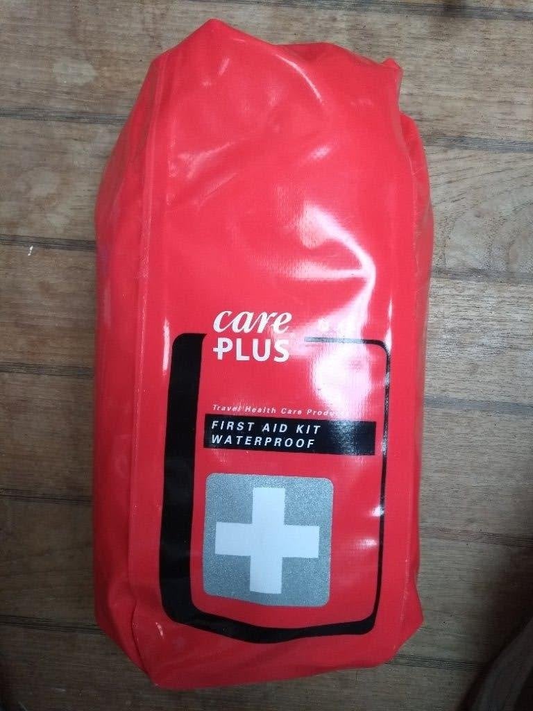 Care Plus First Aid Kit Waterproof EHBO-set, Ophalen of Verzenden, Zo goed als nieuw