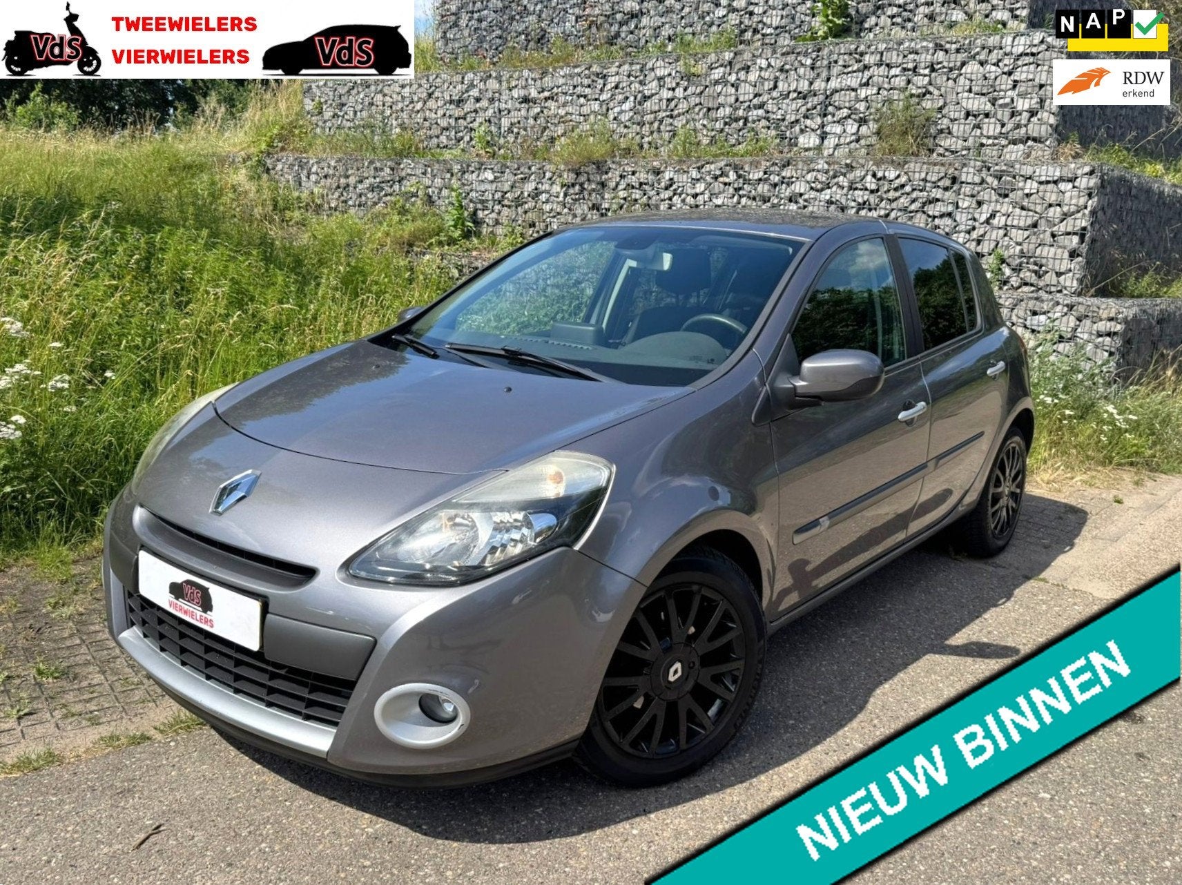 Renault Clio 1.2 TCe Dynamique ZEER NETTE AUTO, Auto's, Renault, Voorwielaandrijving, Euro 5, Gebruikt, Zwart