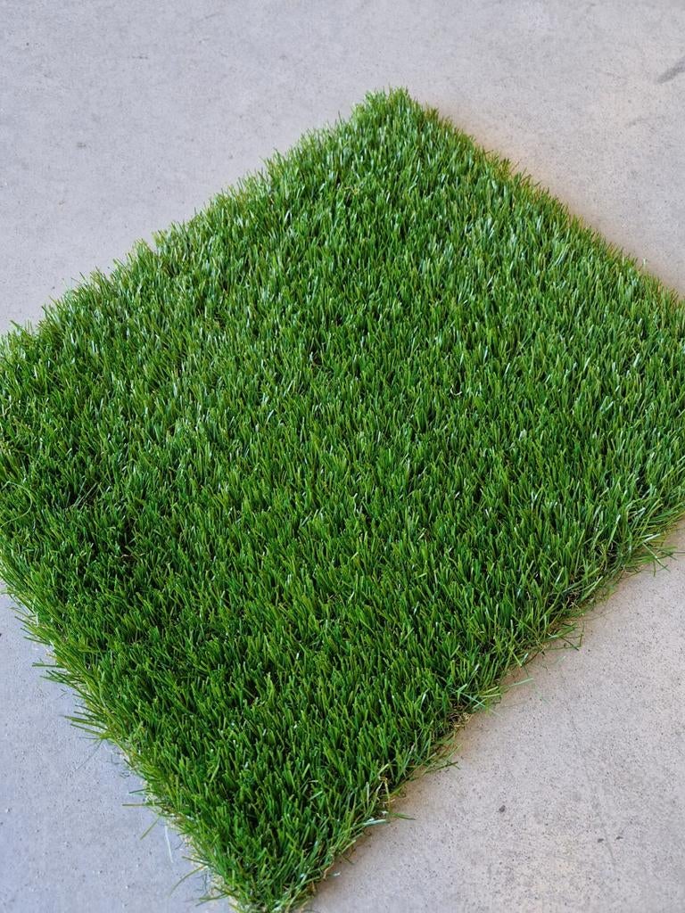 Kunstgras coupon 5.50 x 5.00 poolhoogte 35mm nieuw en zacht, Tuin en Terras, Gras en Kunstgras, Ophalen of Verzenden, Nieuw, Minder dan 10 m²