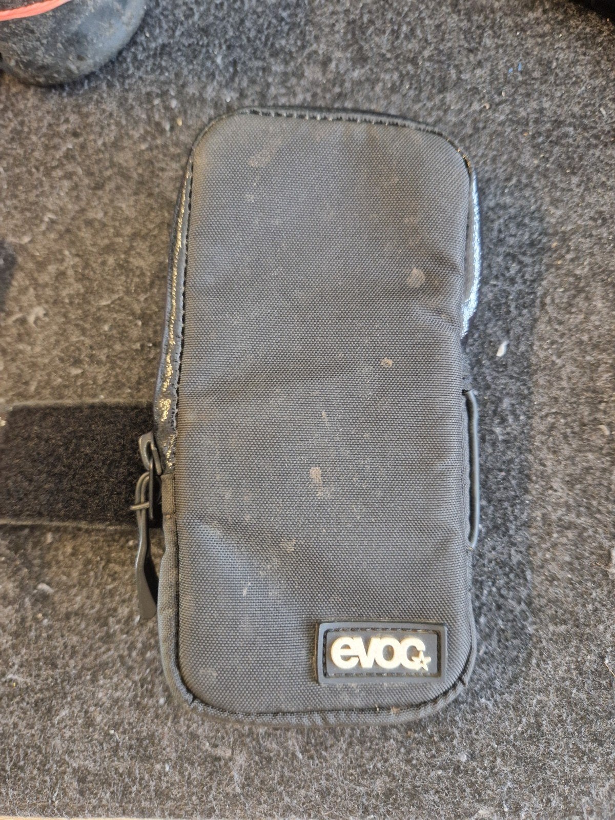 EVOC Cellphone Houder L - Zwart (15 x 7,5 x 1,8 cm), Ophalen of Verzenden, Gebruikt, Overige typen, Sony Ericsson