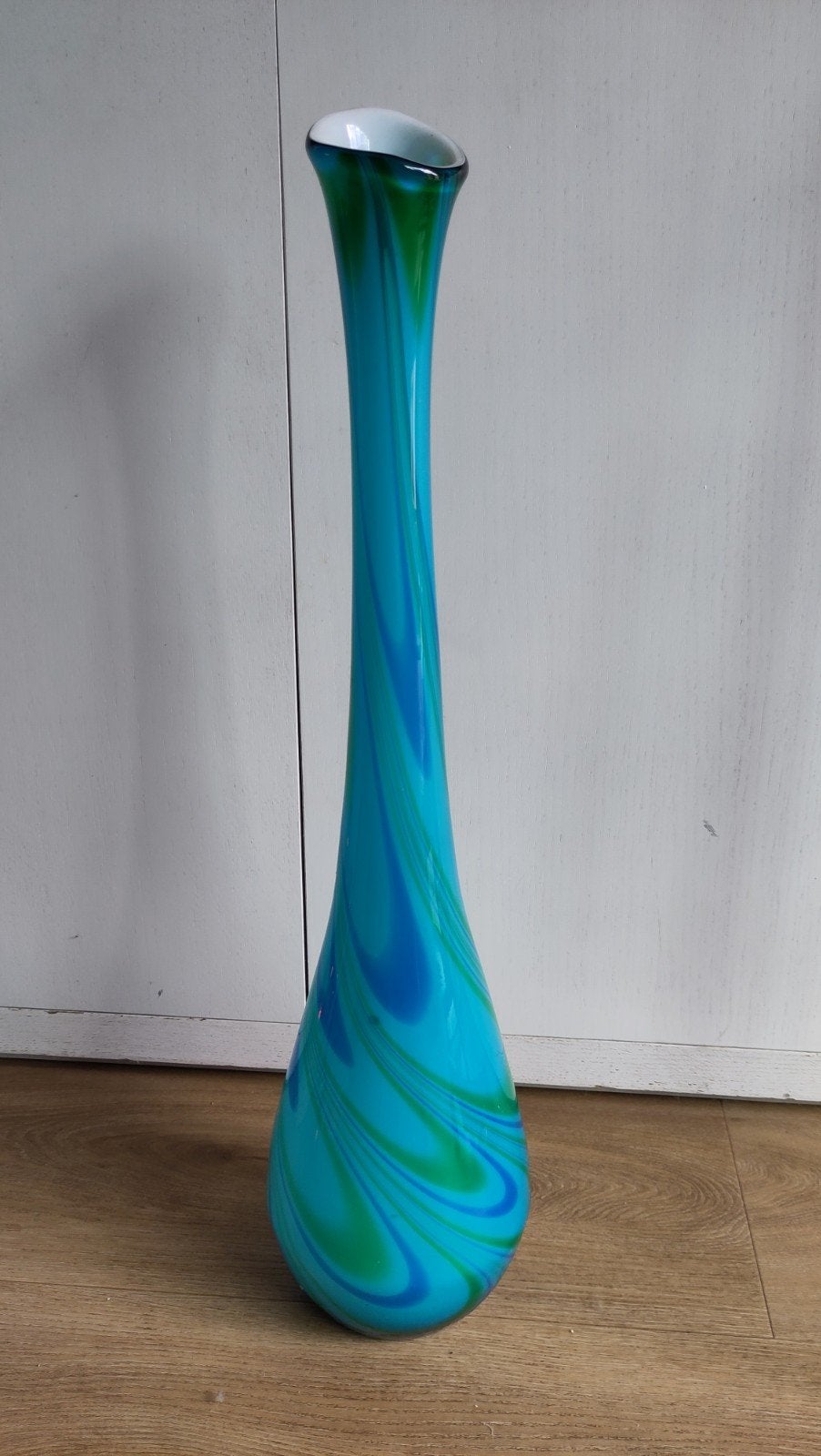 Decoratieve glazen vaas in blauw en groen, Antiek en Kunst, Ophalen