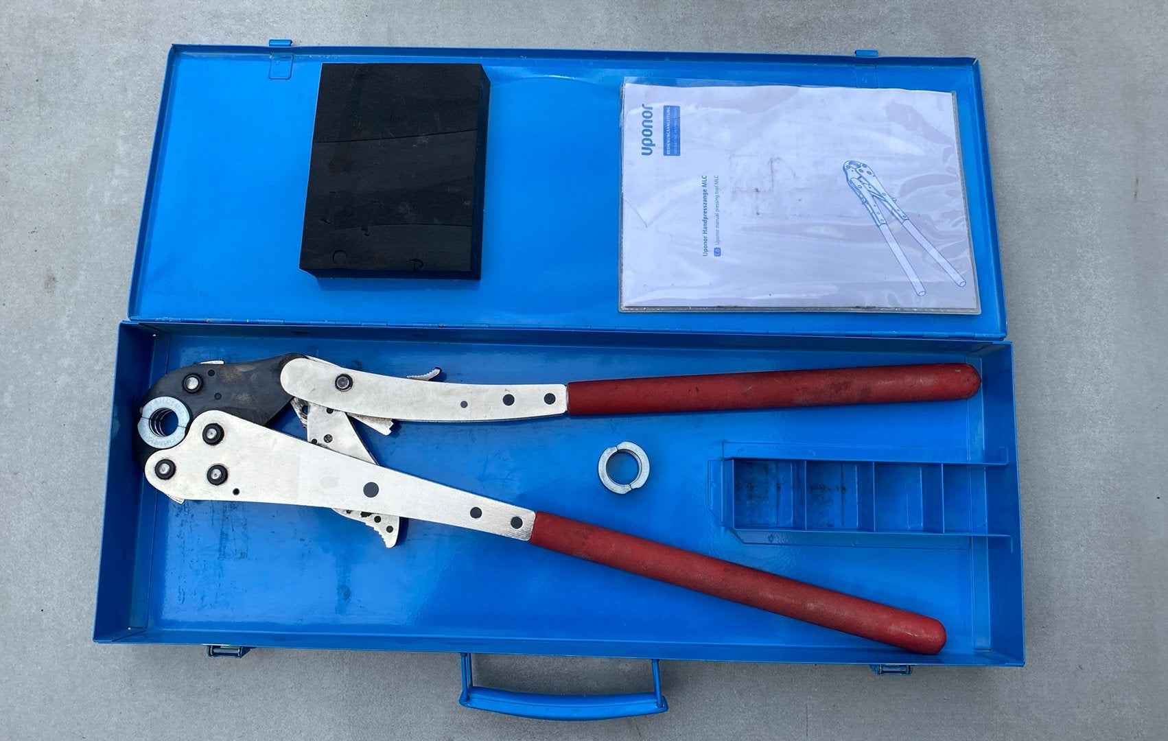 Klauke Uponor handperstang met 16 & 20 persbekken, Doe-het-zelf en Verbouw, Ophalen of Verzenden, Zo goed als nieuw, Tang, Overige merken
