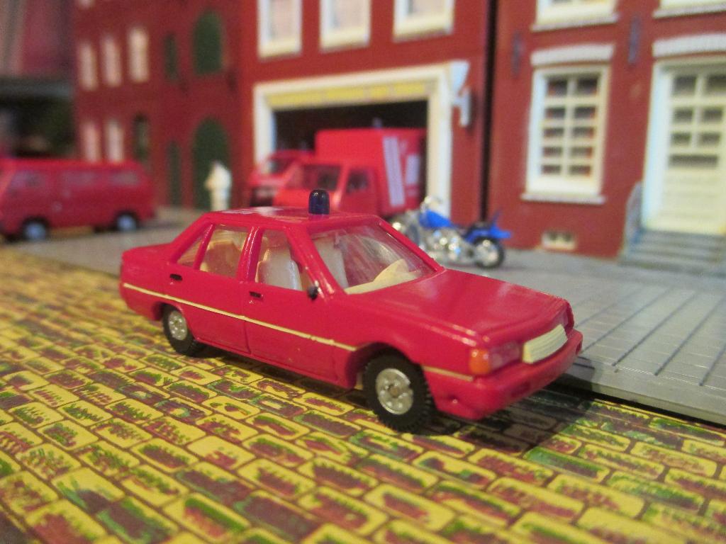 1983-1988 Mitsubishi Galant E10 - Rietze Brandweer, Ophalen of Verzenden, Gebruikt, Bus of Vrachtwagen, Rietze
