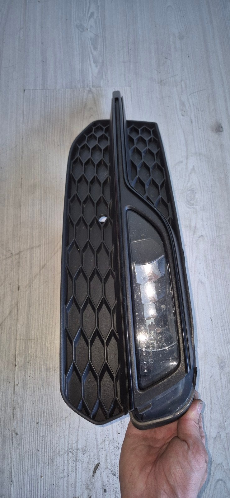 Audi A3 8v S line S3 mistlamp cover grill met mistlamp links, Auto-onderdelen, Ophalen of Verzenden, Gebruikt, Audi