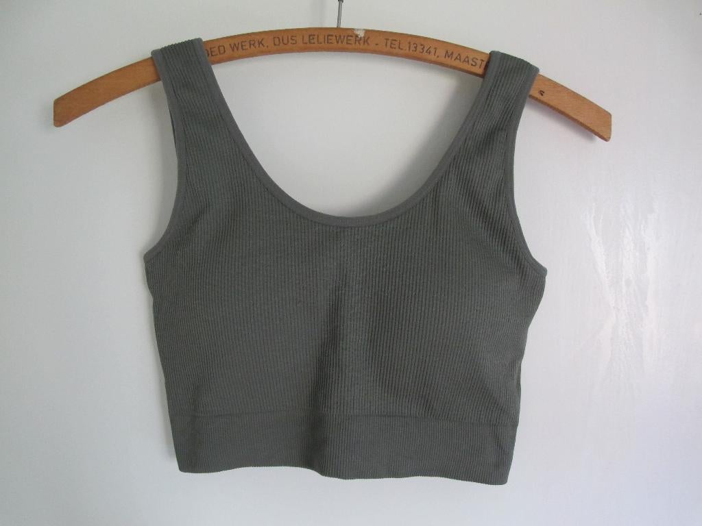 Olive green sport bra (NVGTN), Kleding | Dames, Sportkleding, Ophalen of Verzenden, Maat 36 (S), Groen, NVGTN