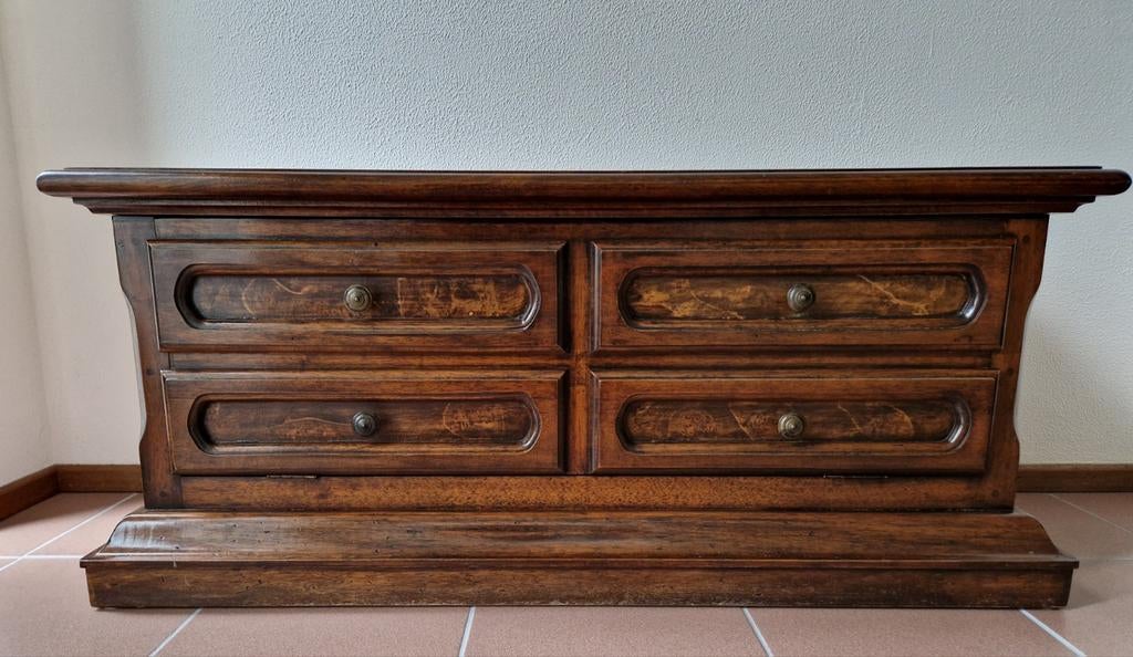 Houten lage kast/dekenkist, Ophalen, Gebruikt