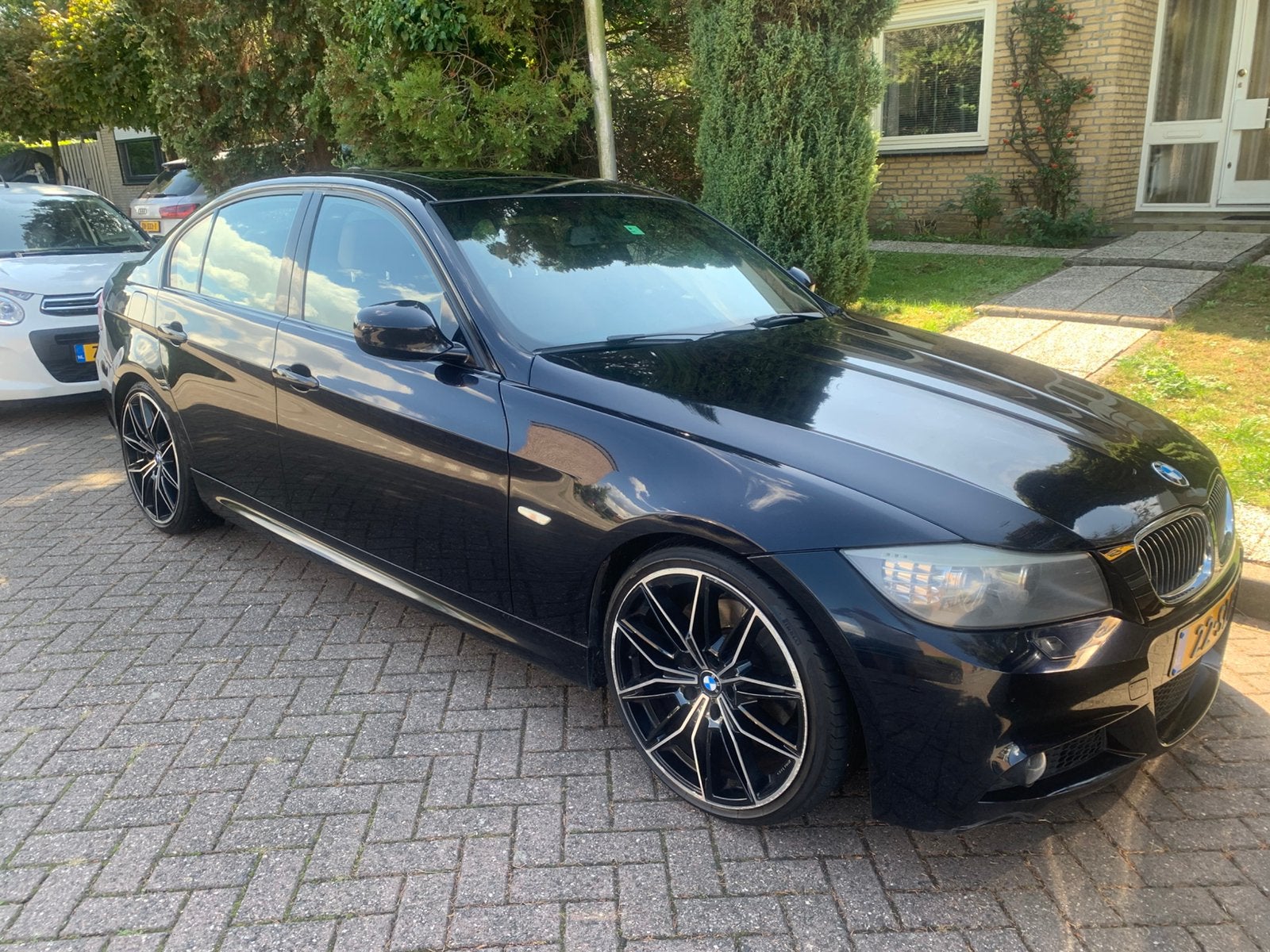 BMW 3-Serie 3.0 I 325 AUT 2011 Carbon Sport Edition 1Eig NL, Automaat, Achterwielaandrijving, Navigatiesysteem, 1435 kg