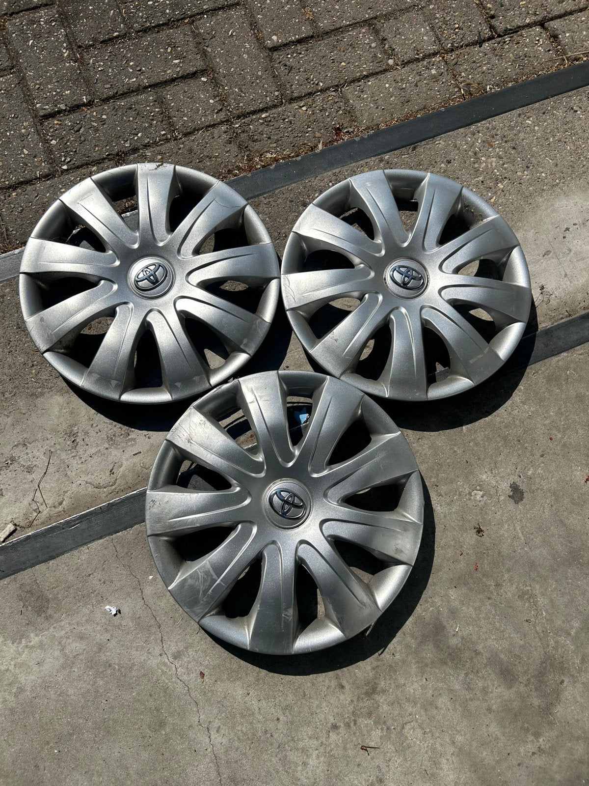 Toyota wieldop origineel 15 inch, Auto diversen, Wieldoppen, Ophalen, Info@bolcars.nl, Zo goed als nieuw, Bolautoparts1