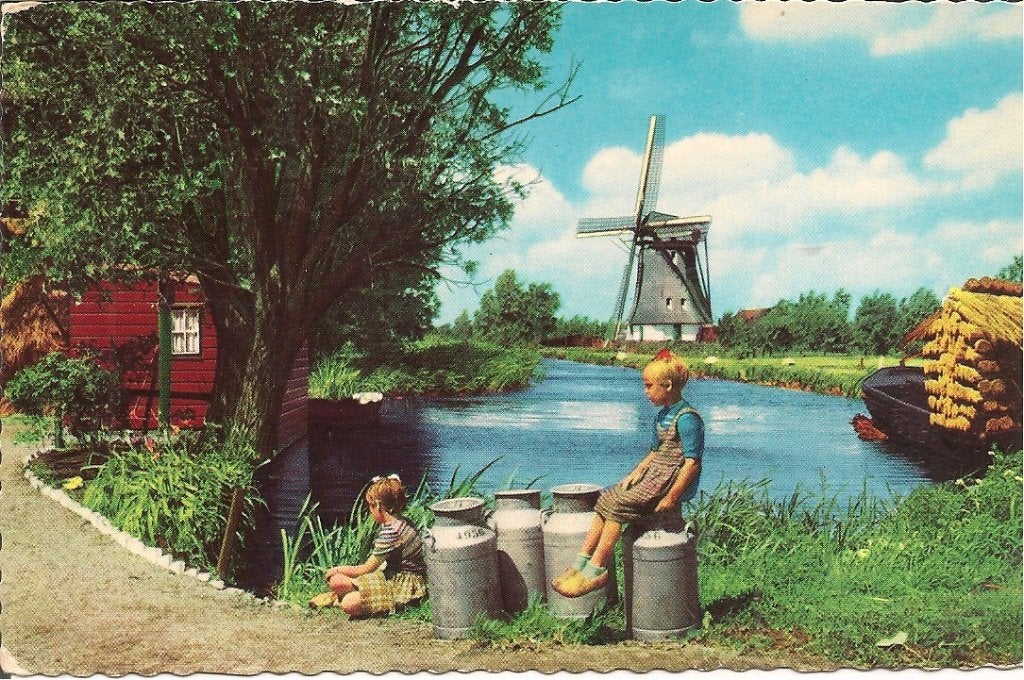 Oude Ansichtkaart Hollandse Molen met Kinderen, Ophalen of Verzenden, 1960 tot 1980, Gelopen, Overijssel
