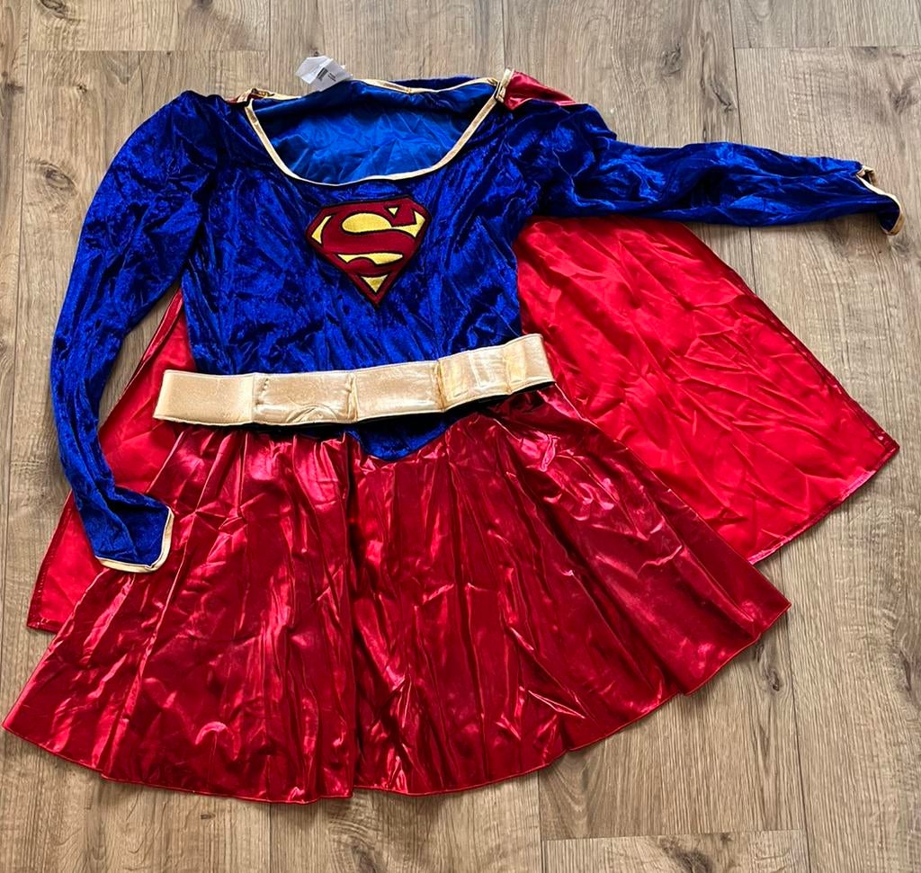 Superwomen maat M, Kinderen en Baby's, Carnavalskleding en Verkleedspullen, Ophalen of Verzenden, Zo goed als nieuw, Meisje