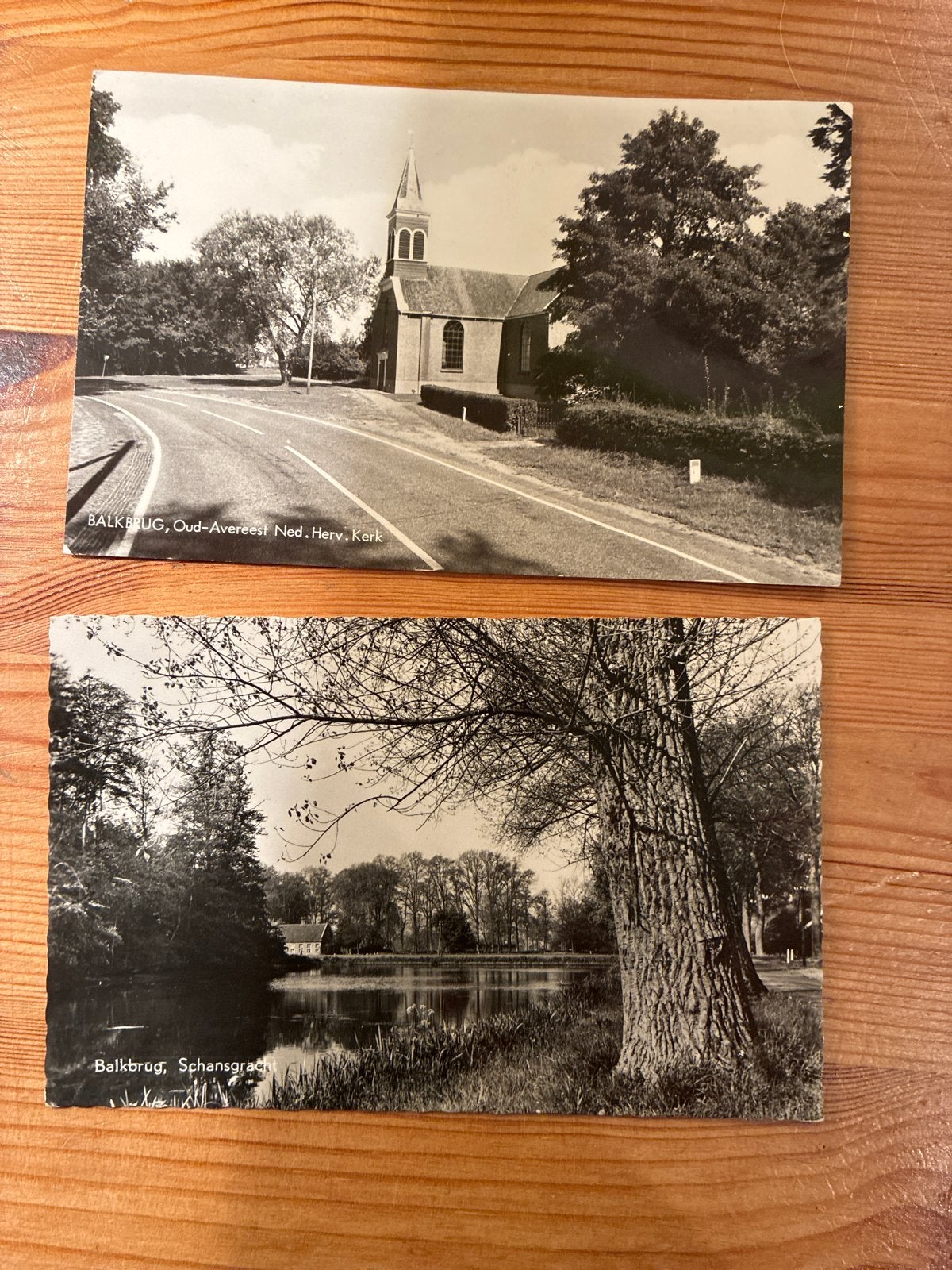 2 oude fotokaarten Balkbrug: Herv. Kerk en Schansgracht, Ophalen of Verzenden, 1920 tot 1940, Ongelopen, Overijssel